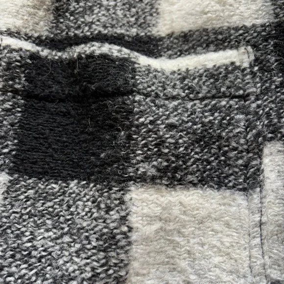 H&M Plaid Black and White Jacket - Picture 3 of 15